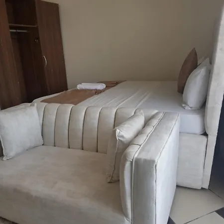 Tamara Studio Apartment In Shanzu Mtwapa Exterior photo